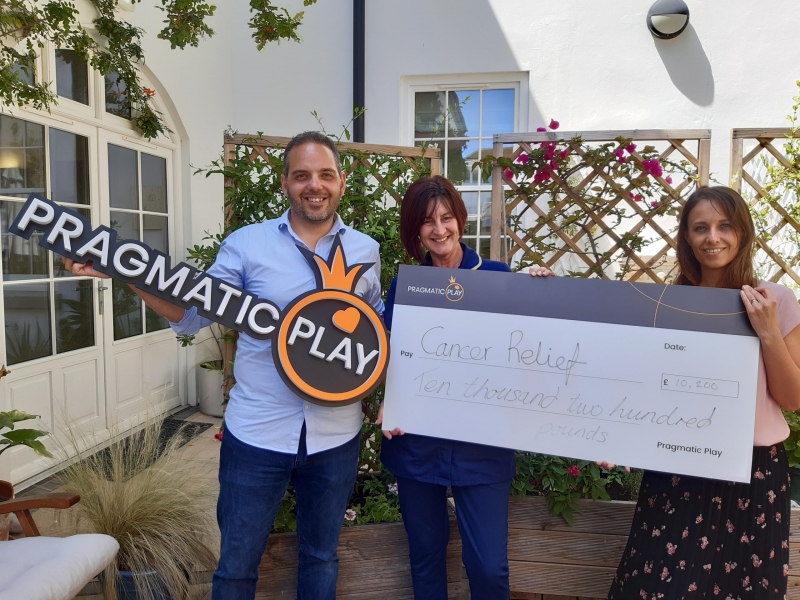 Pragmatic Play Makes £10,200 Donation To Cancer Relief